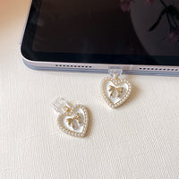 gold coquette hear charm, kindle charm, cute gold dust plug charm, jewelry charms, heart charm, gold heard charm, coquette charm idea, dust plug coquette charms, kindle unlimited, charms for book lovers, book lovers gift idea