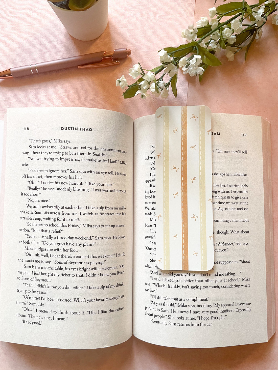 girly vintage styled bookmark with yellow stripes and mini bows for reading romance books for girls, pastel blue coquette and feminine